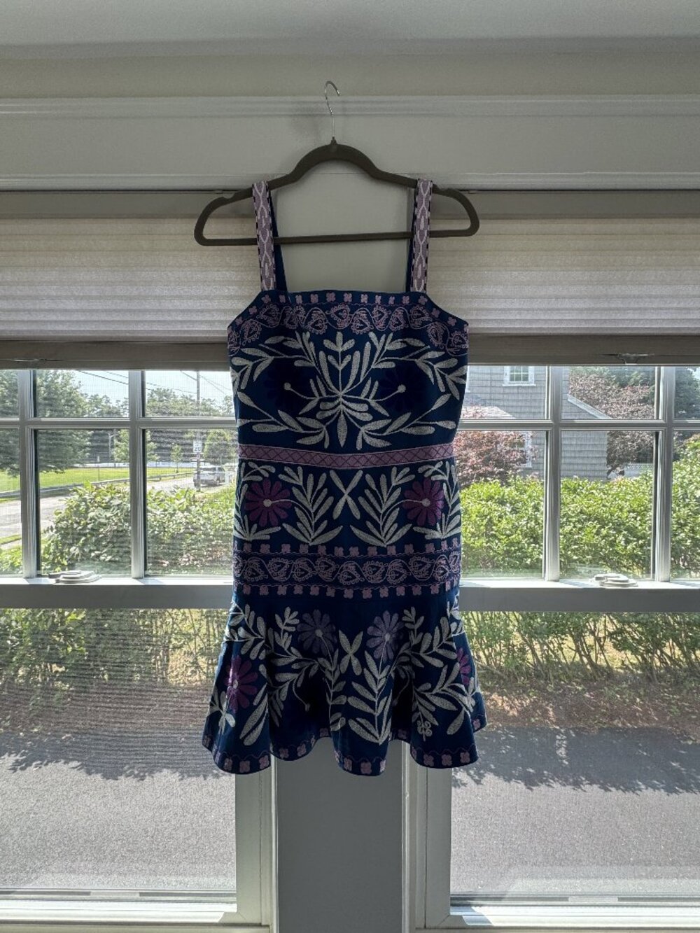 Alexis Venise Dress Marina Navy Embroidered Floral Size M